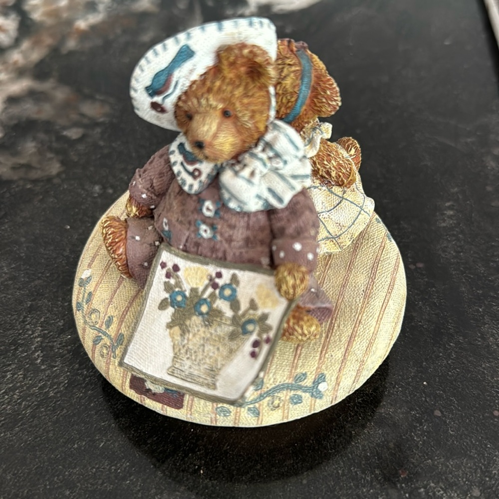 Lang candle topper- bears on top